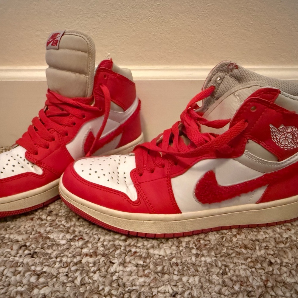Air Jordan Chenille Red & White